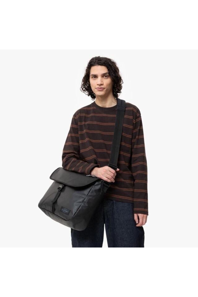 Delegate + Tarp Black Omuz Çantası EK26EO13