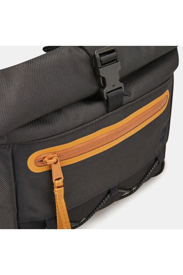 HIKING WP X BODY BAG